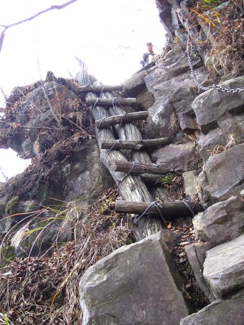 17 ニの岳直下梯子