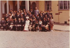 11桐生倶楽部玄関集合写真